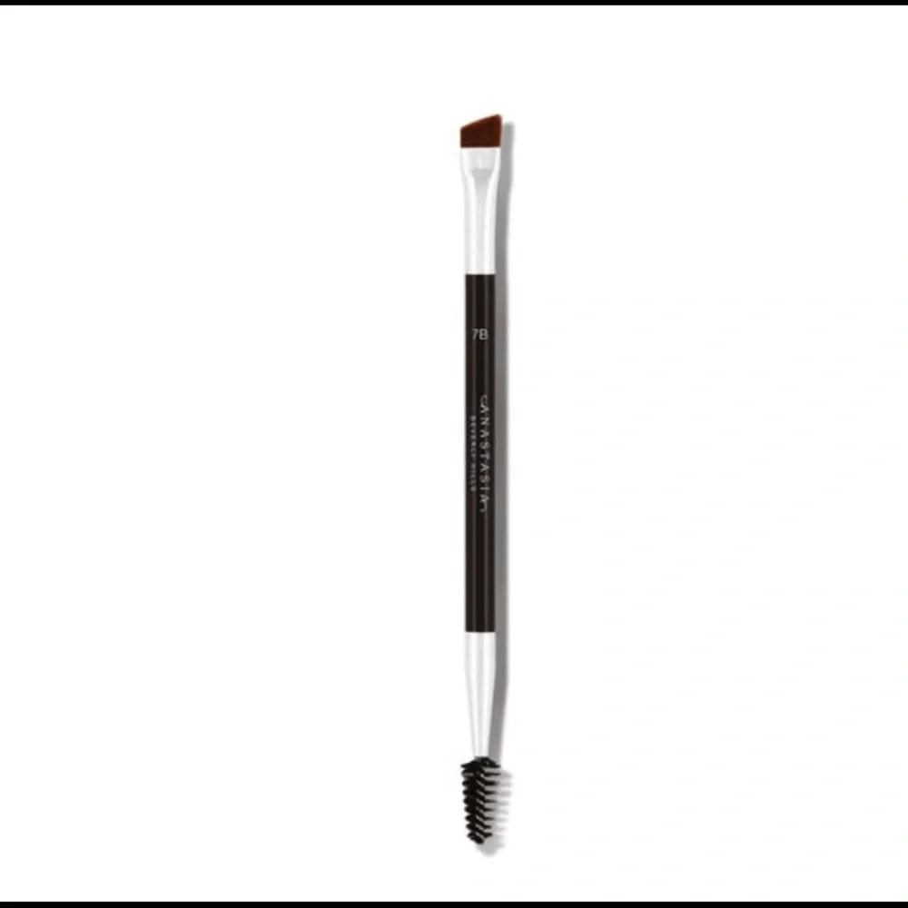 Anastasia Beverly Hills: Dual Ended Brush